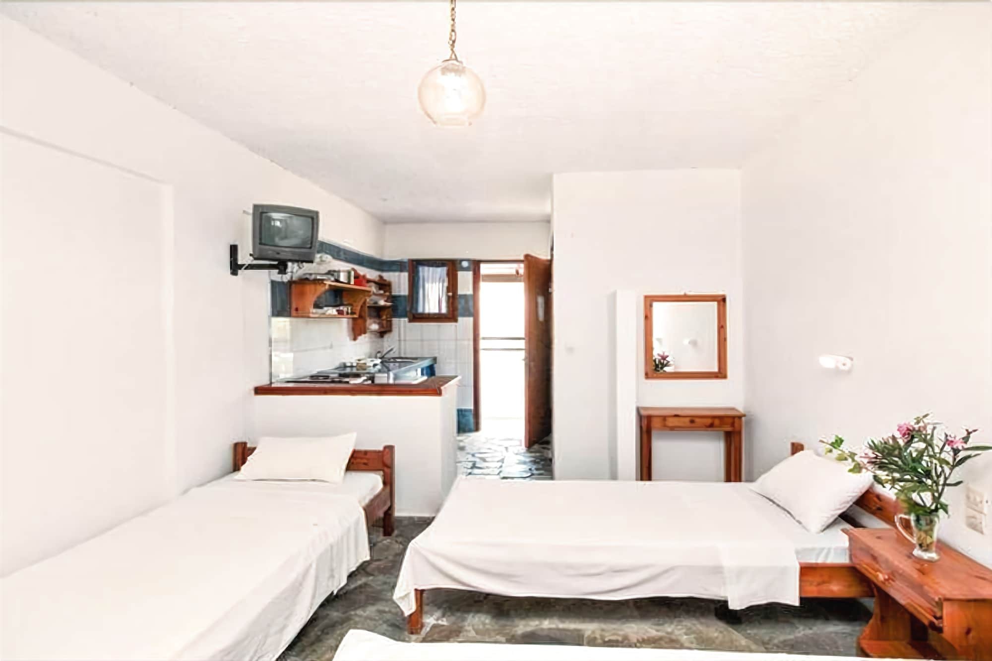 Hotel Christakis Studios Troulos Eksteriør bilde